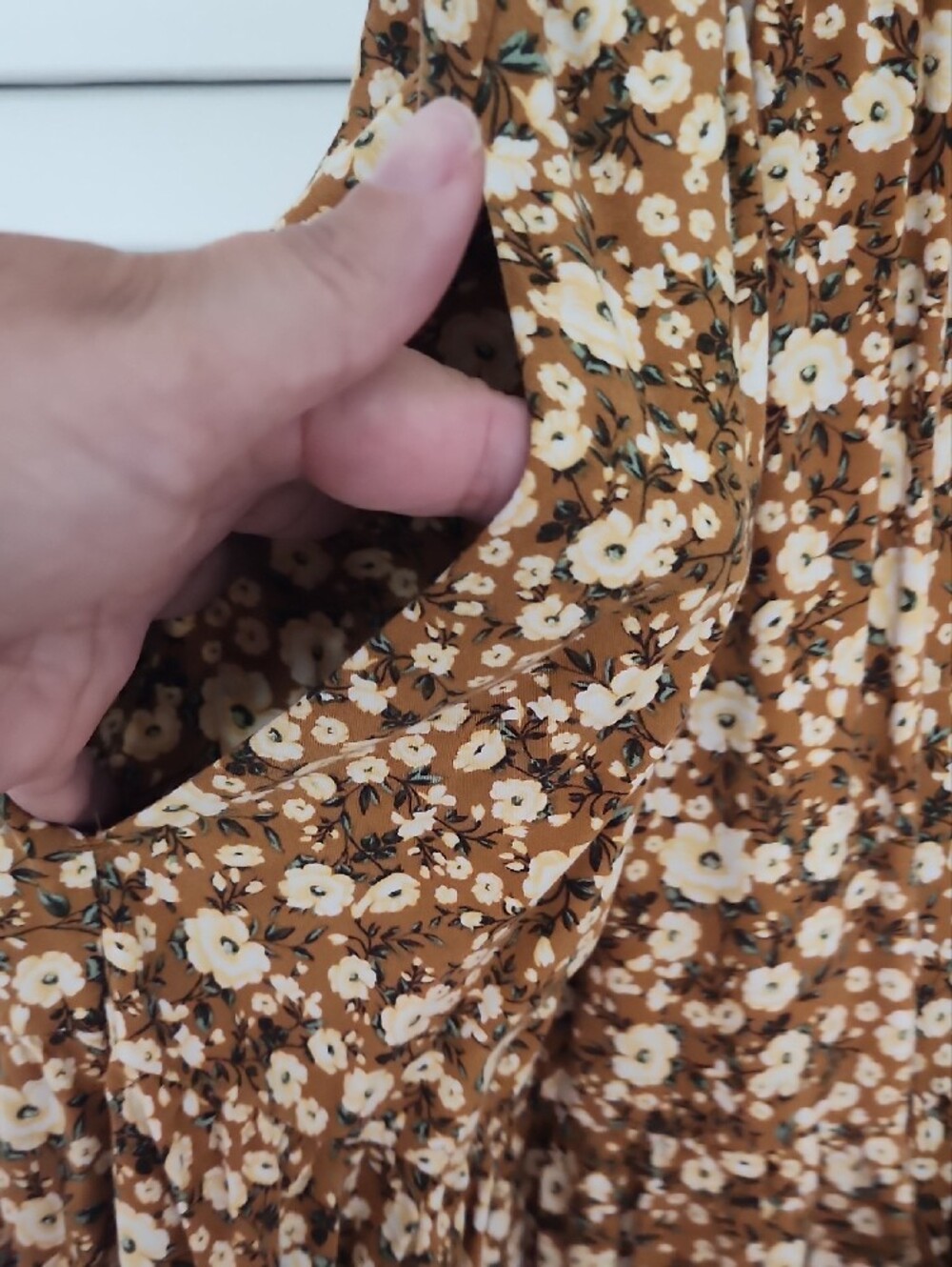 Old Navy Brown and Cream Floral Mini Dress - Picture 2 of 4